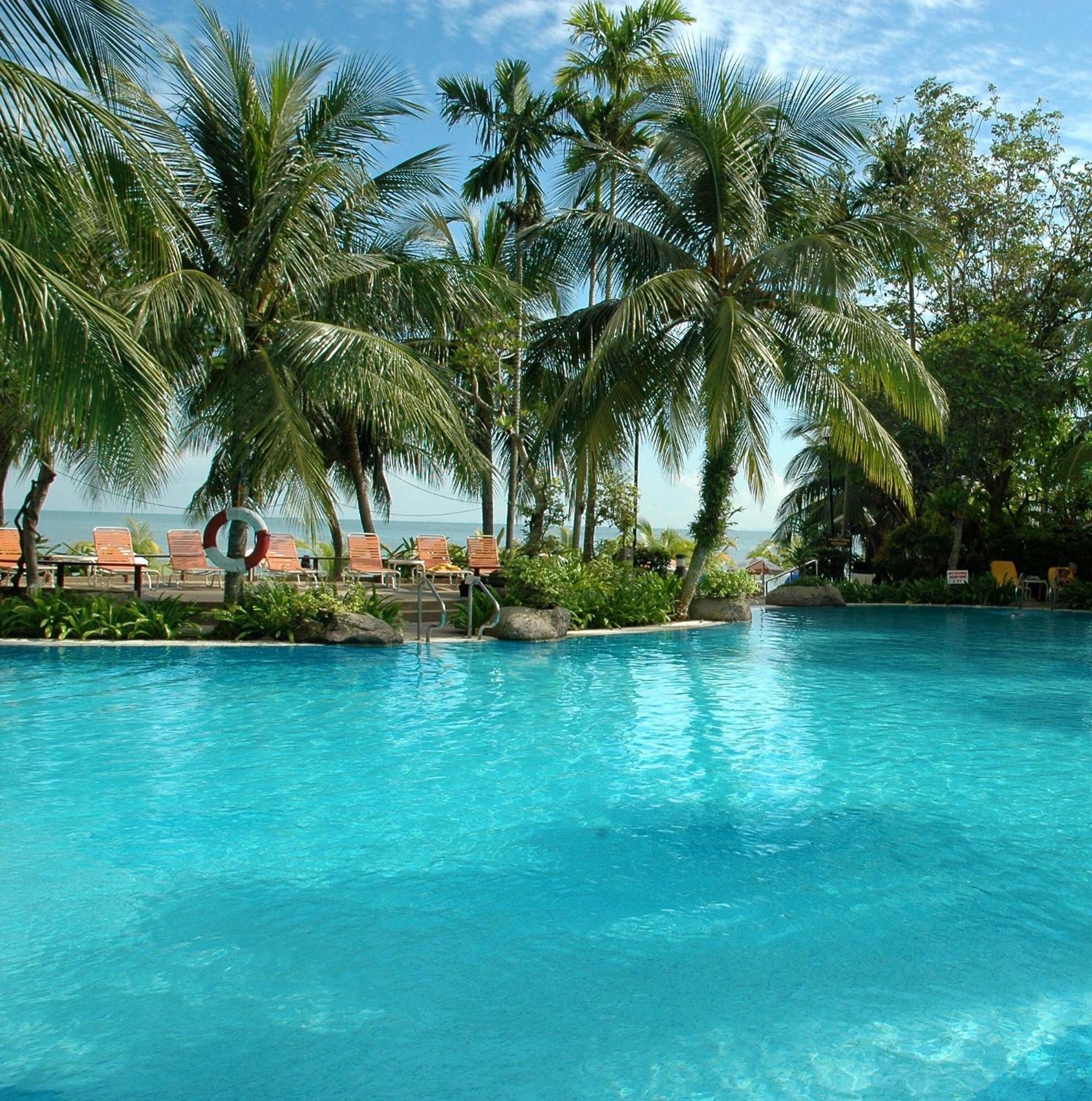 Rainbow Paradise Beach Resort Tanjung Bungah  Zewnętrze zdjęcie