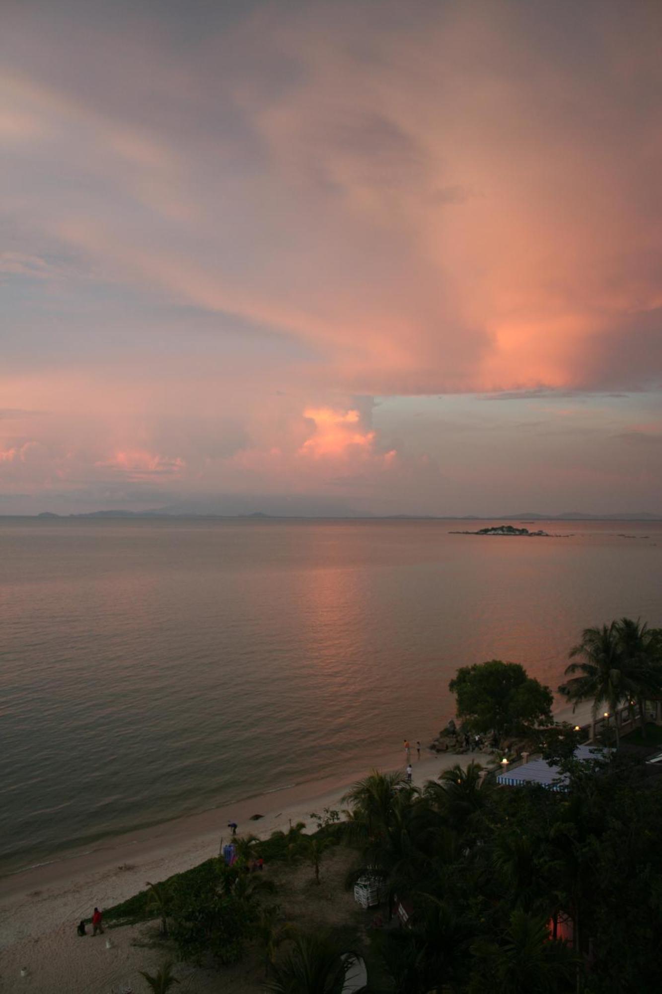 Rainbow Paradise Beach Resort Tanjung Bungah  Zewnętrze zdjęcie